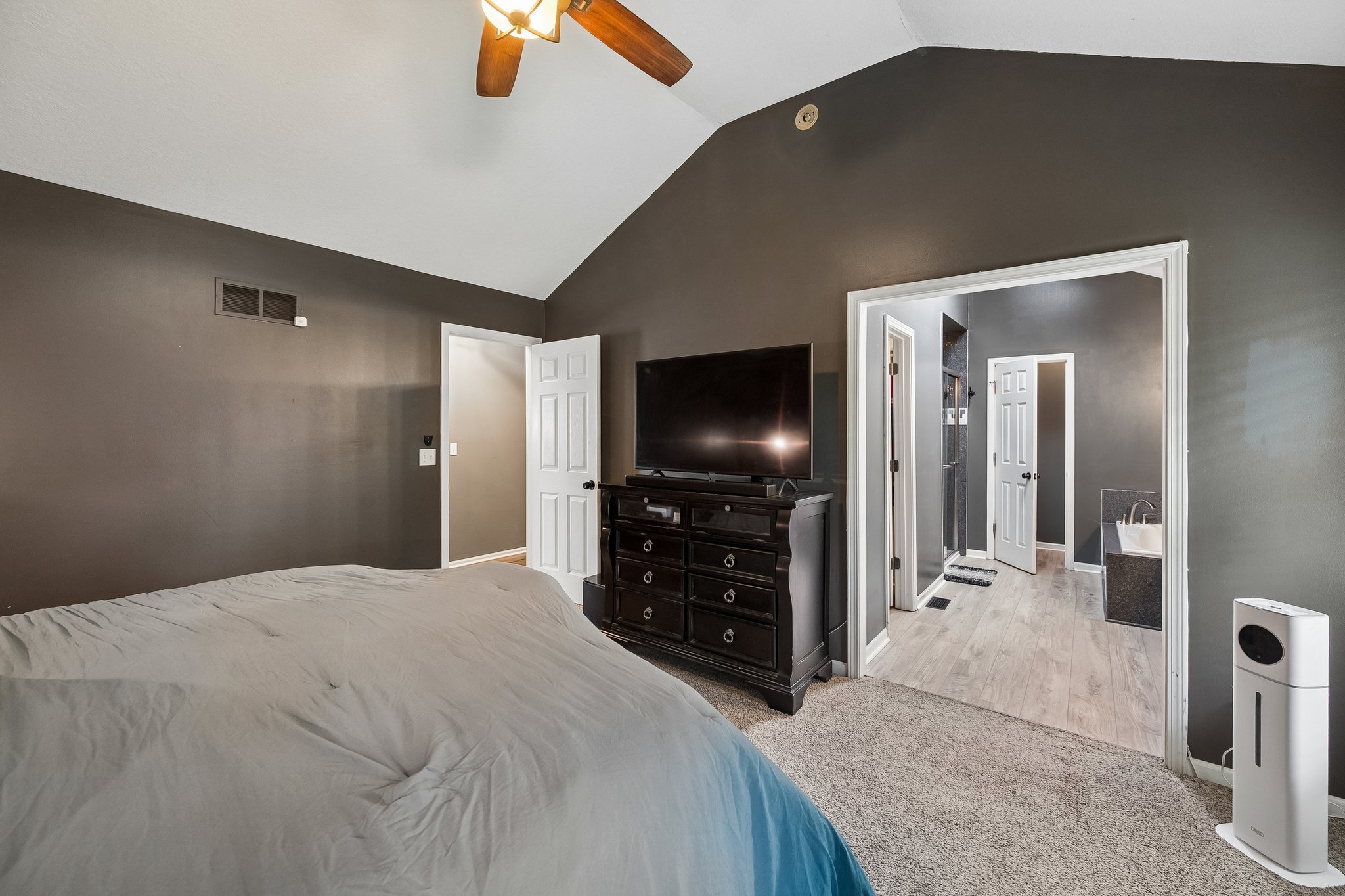 8573 - 14611 Killarney Ln_016.jpg