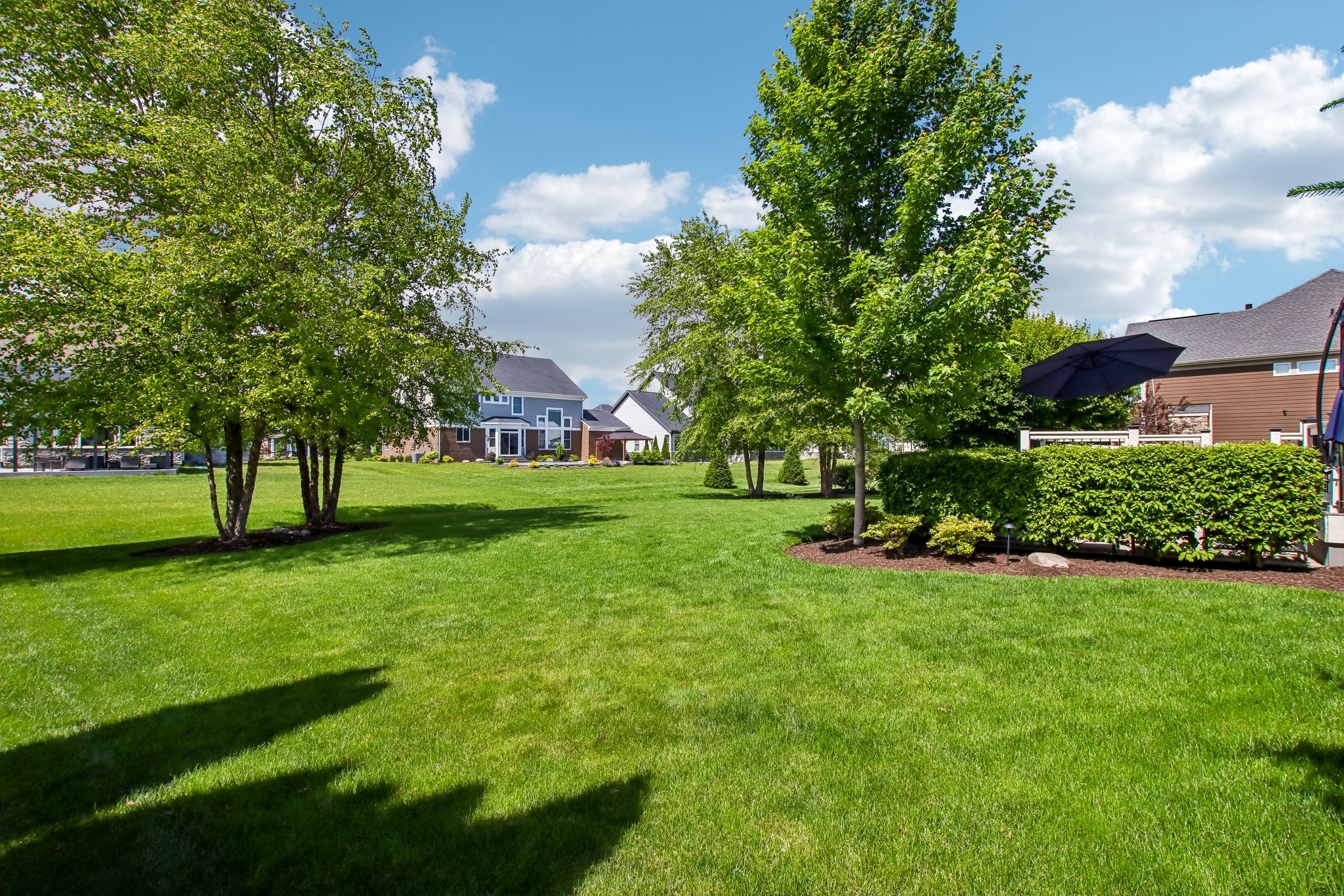 Pleasant Crest Ave-S2205-011.jpg