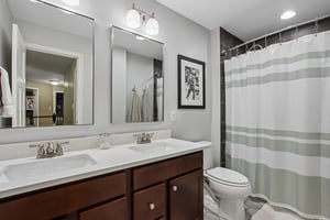 Pleasant Crest Ave-S1905-036.jpg