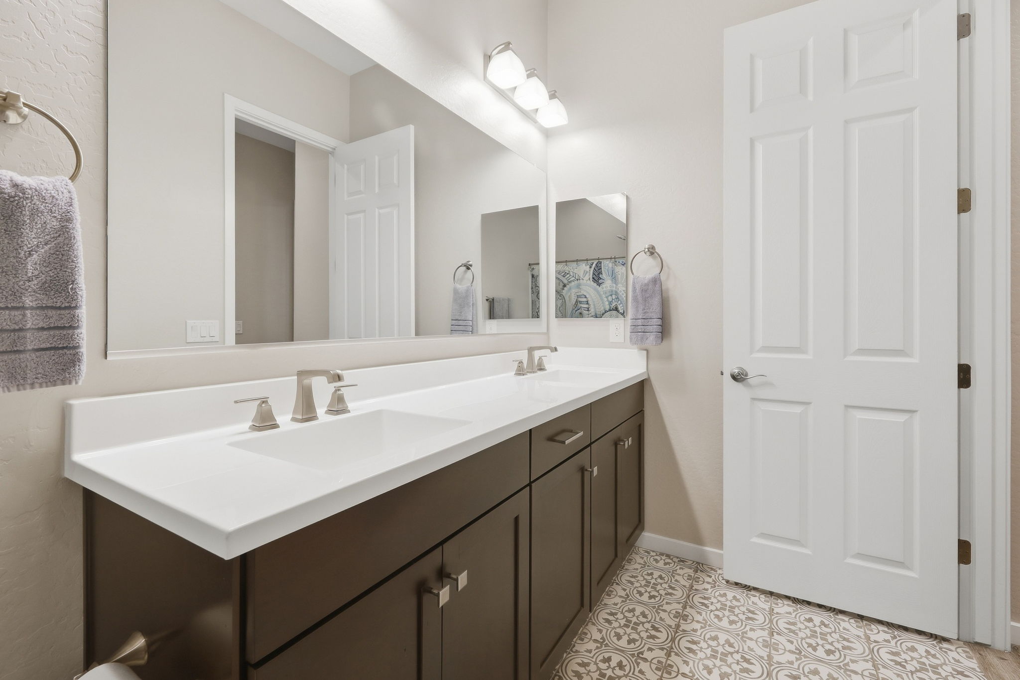 Main Bathroom