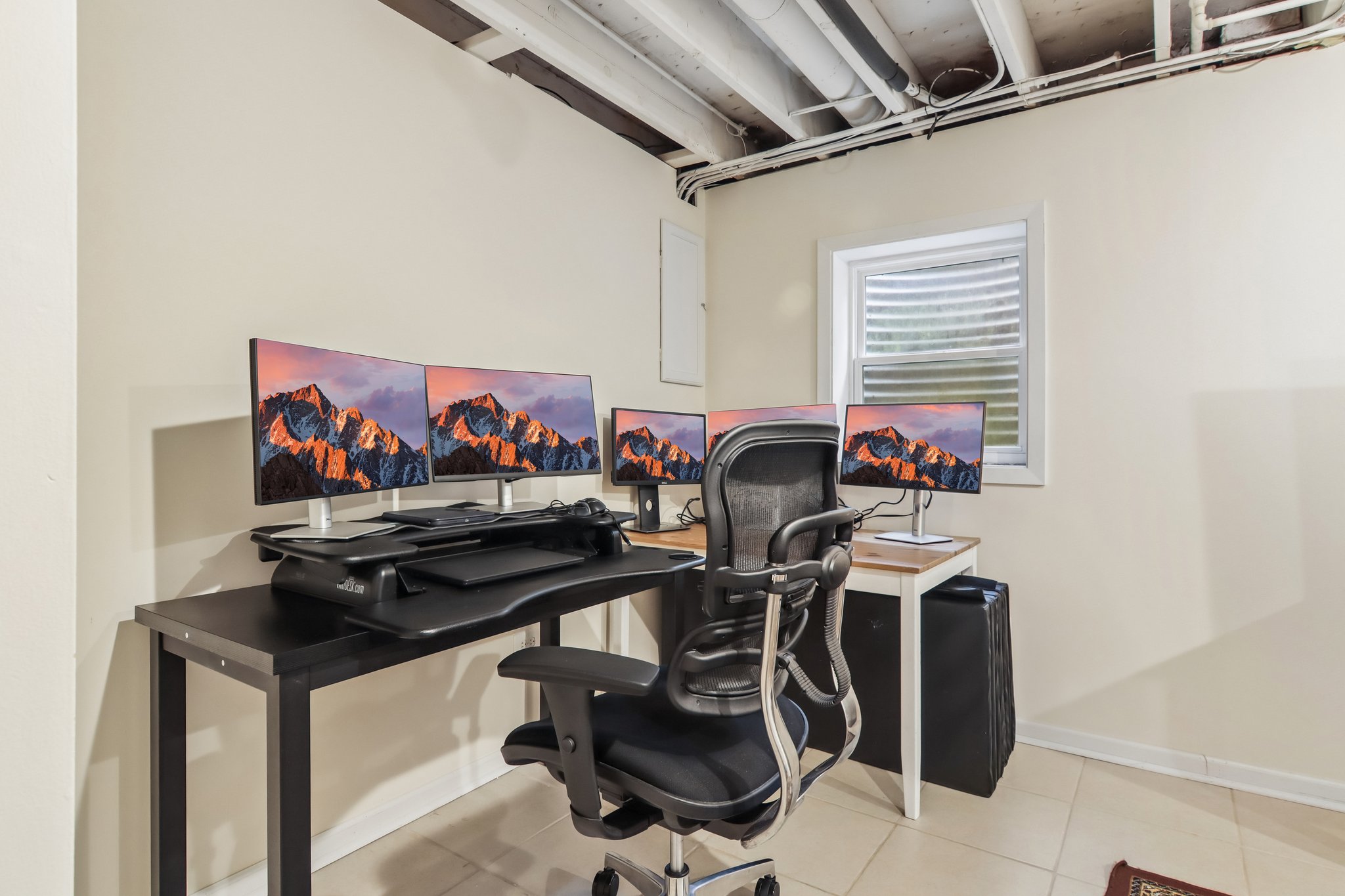 Fairfax Ln-S2706-032.jpg