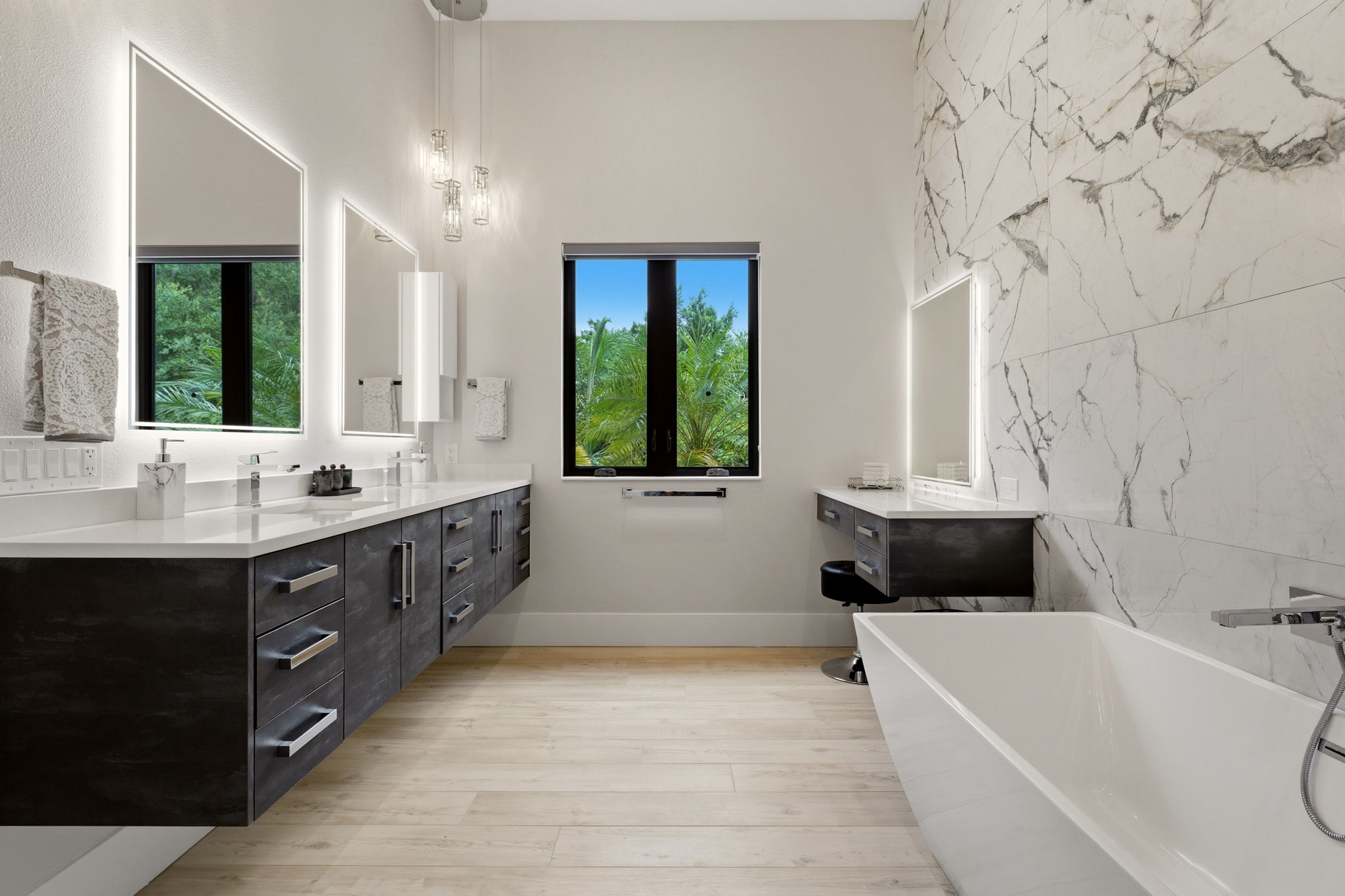  Photo 31