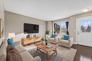 ARV06737 virtually staged.jpeg