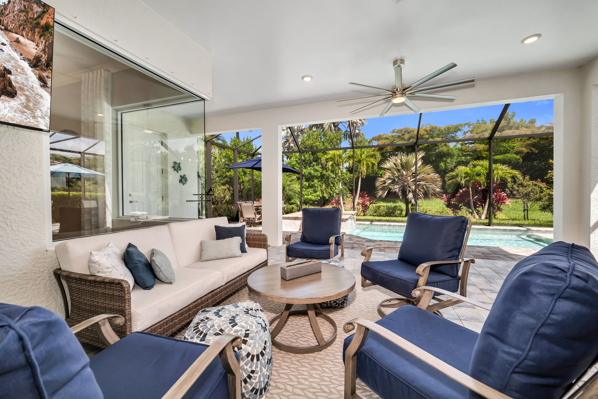 Lanai Seating