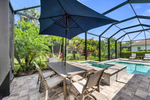 Pool Seating