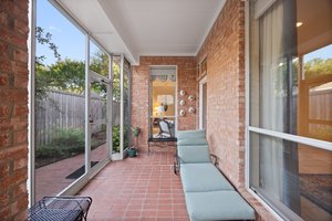Screened-in Porch