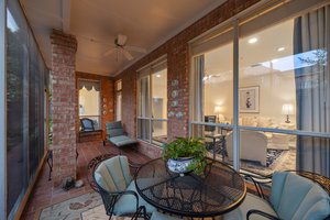 Screened-in Porch