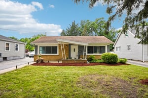 Abbottsford Rd-S1007-001.jpg