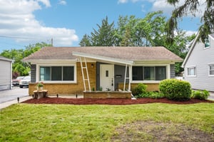 Abbottsford Rd-S1007-002.jpg