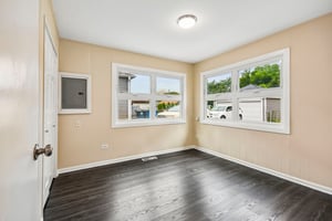 Abbottsford Rd-S1007-011.jpg