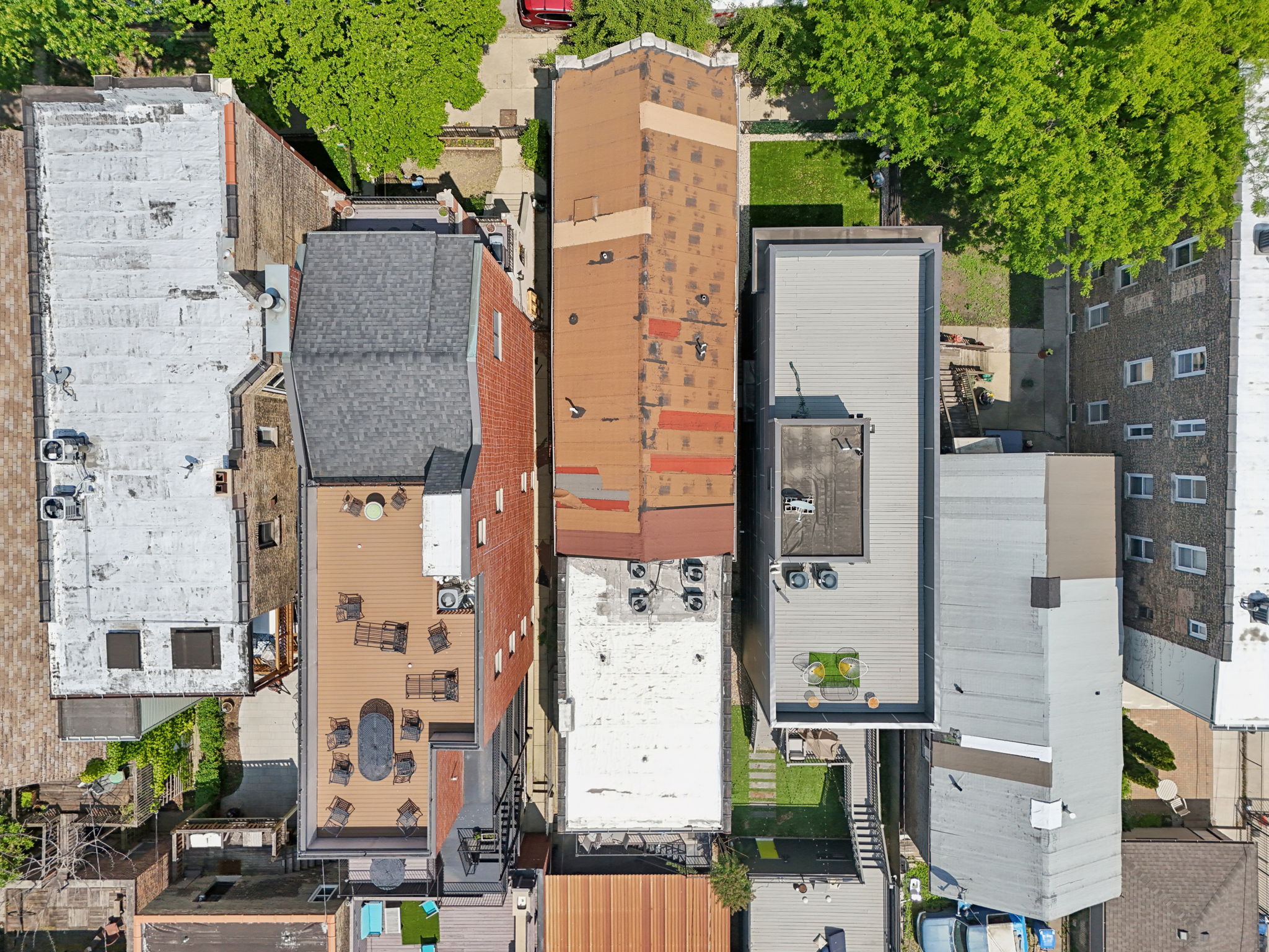 W Huron St -0206-018