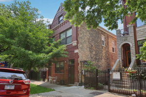 W Huron St -0206-004
