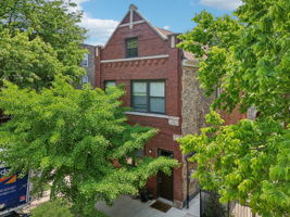 W Huron St -0206-006