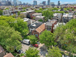 W Huron St -0206-008