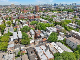 W Huron St -0206-013