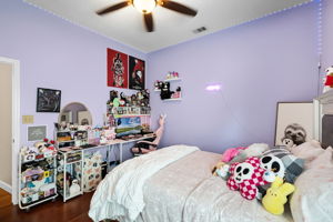  Photo 34