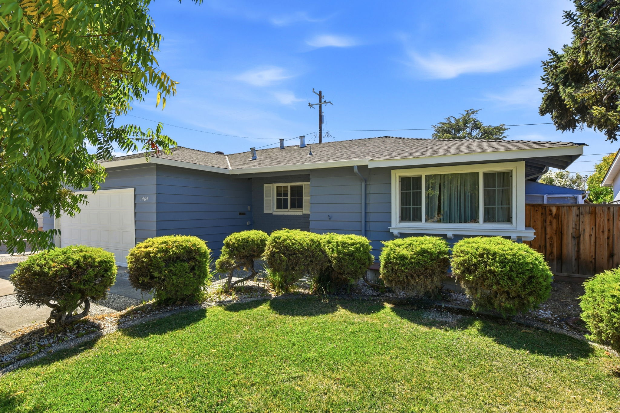 003_F8_1464 Hillsdale Ave