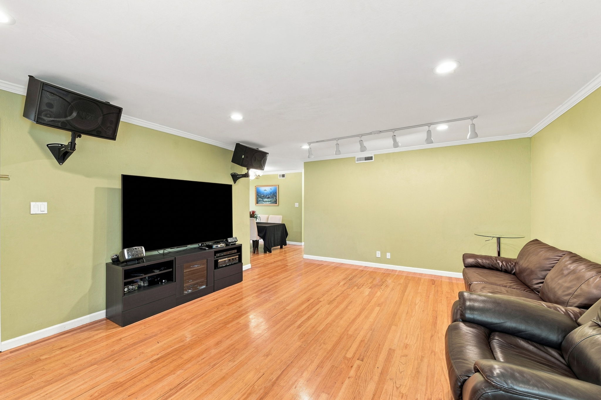 009_F8_1464 Hillsdale Ave