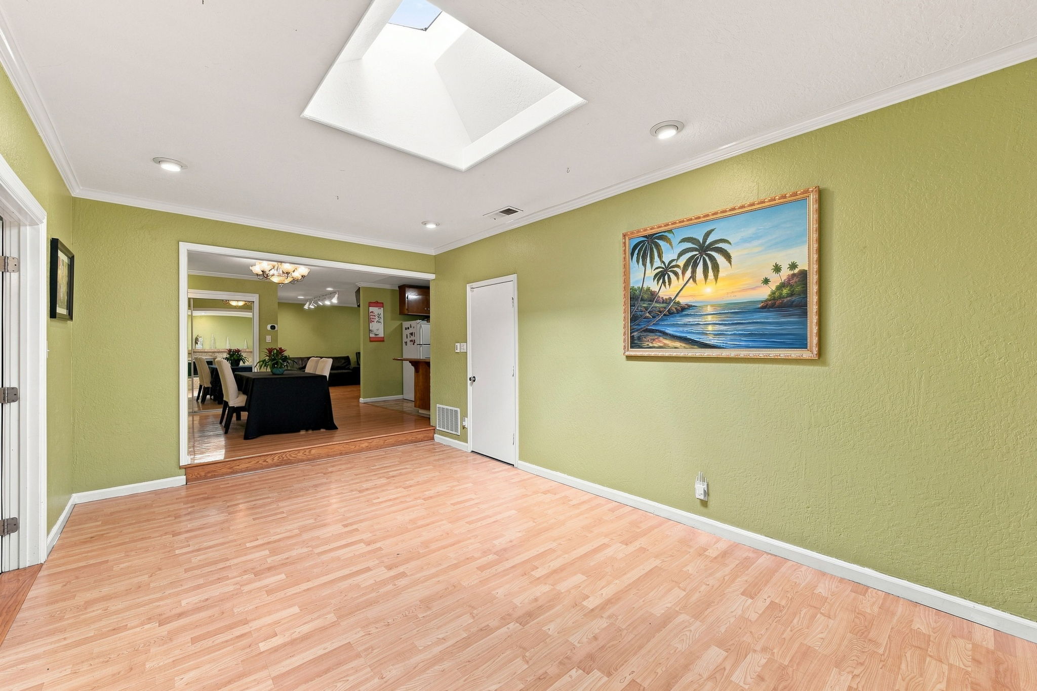 013_F8_1464 Hillsdale Ave