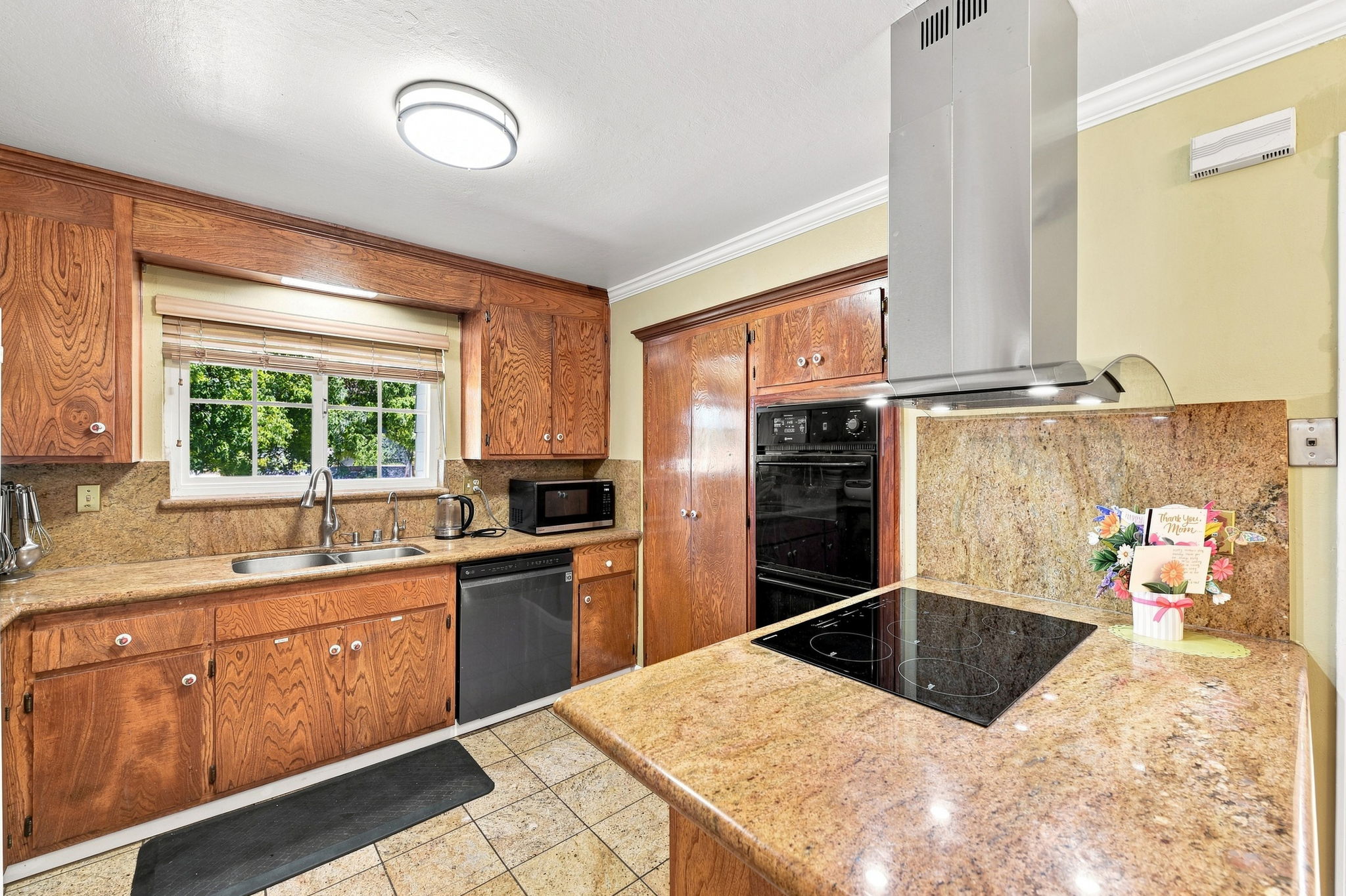 014_F8_1464 Hillsdale Ave