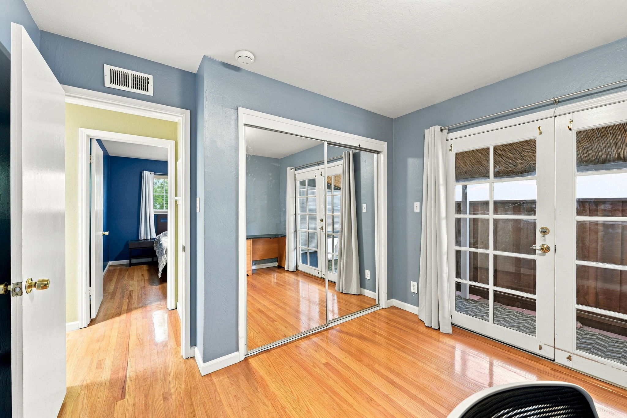 026_F8_1464 Hillsdale Ave