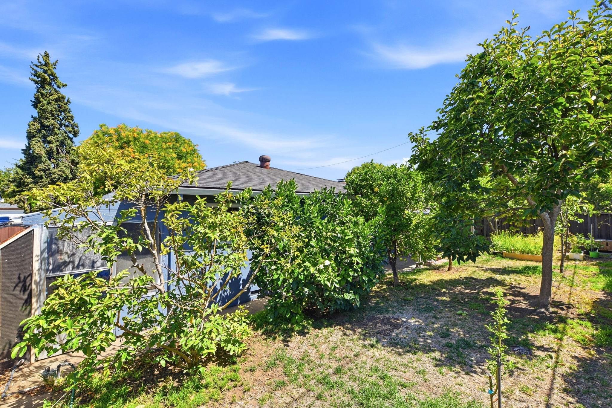 041_F8_1464 Hillsdale Ave