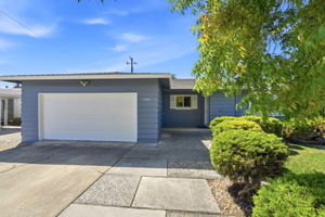 001_F8_1464 Hillsdale Ave