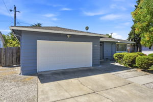 002_F8_1464 Hillsdale Ave