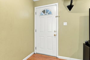 005_F8_1464 Hillsdale Ave