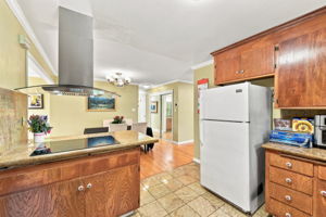 017_F8_1464 Hillsdale Ave