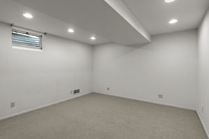  Photo 37