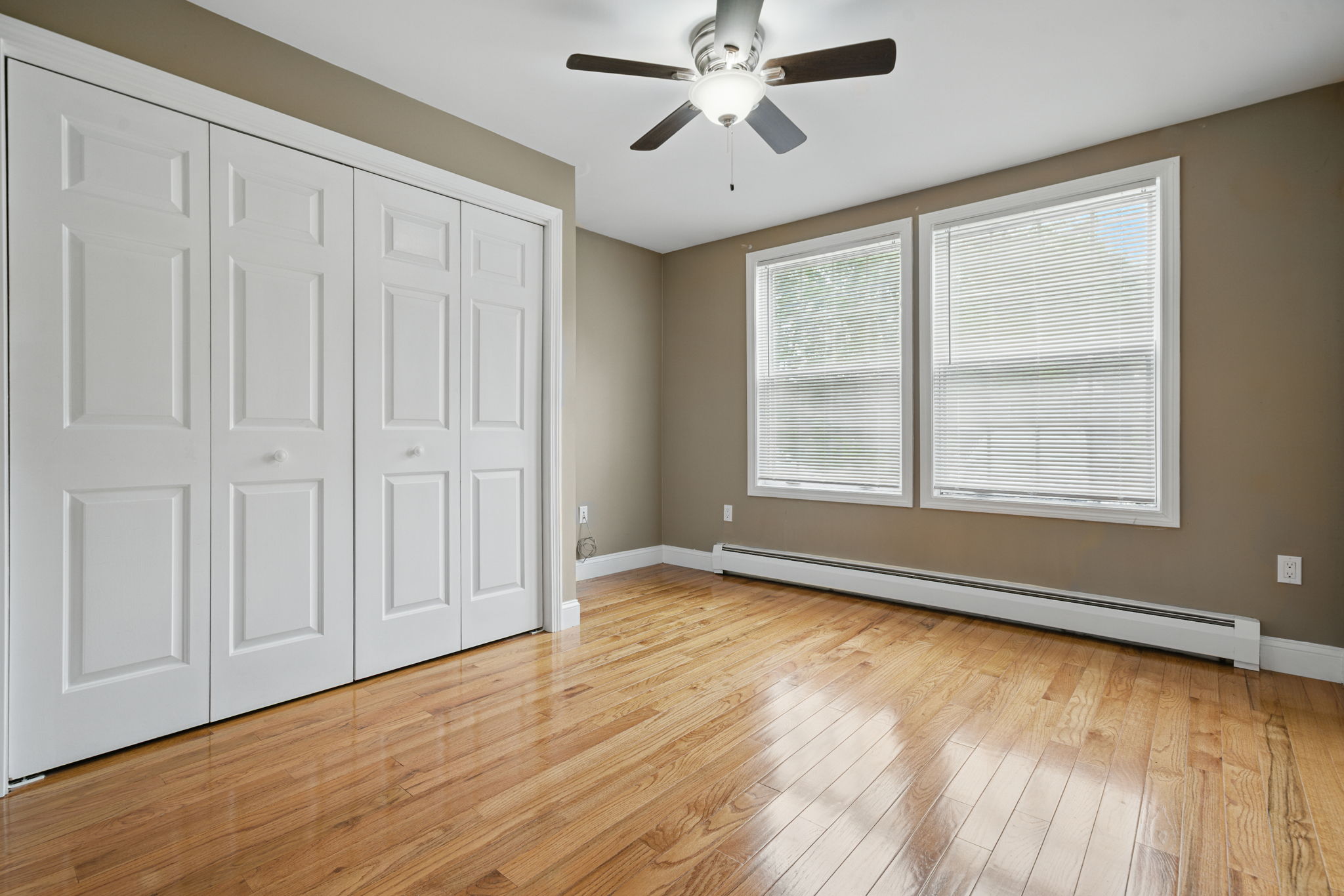 Bedroom/Office