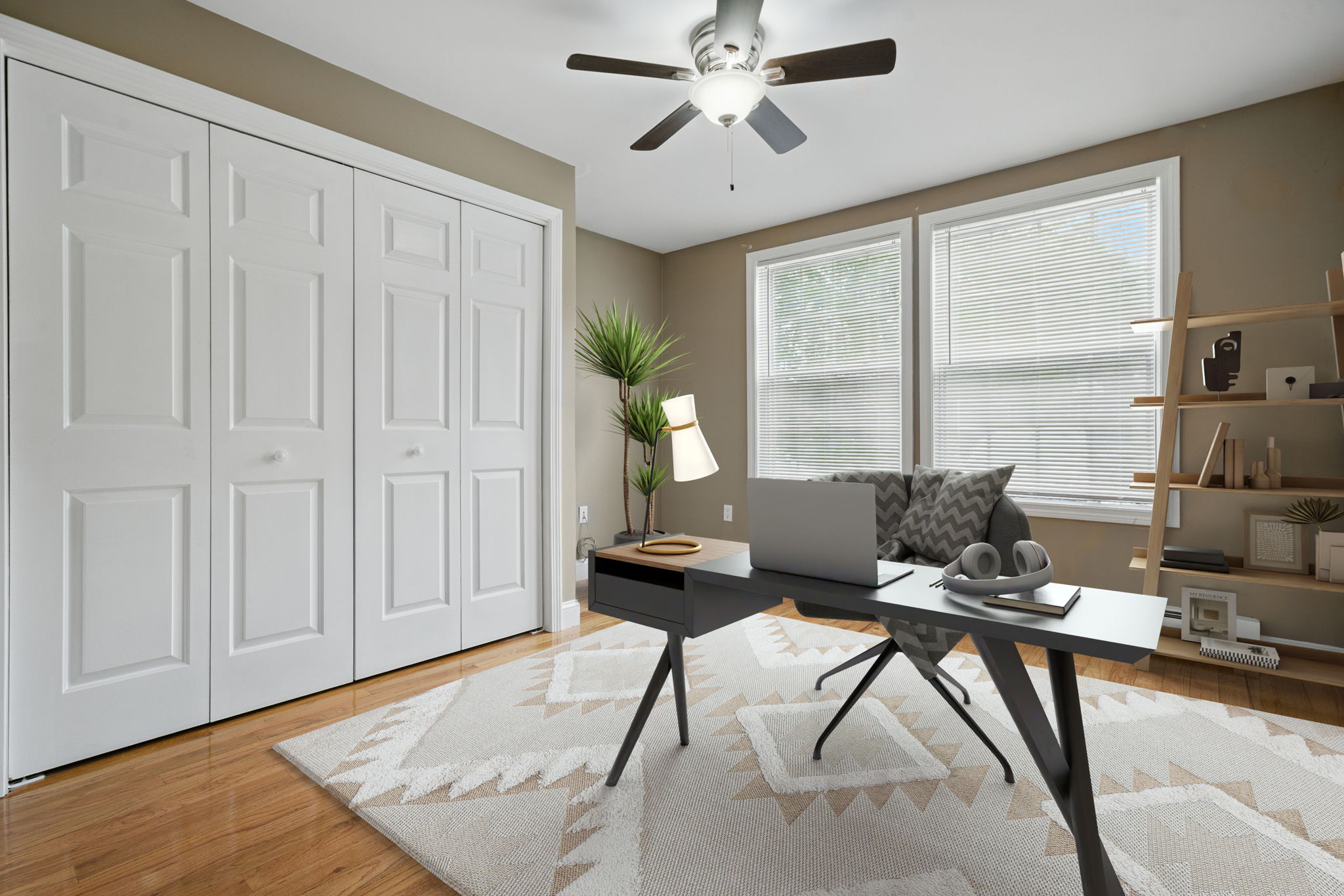 Bedroom/Office