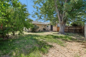 Mathews Way-S2406-006.jpg