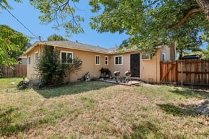 Mathews Way-S2406-007.jpg