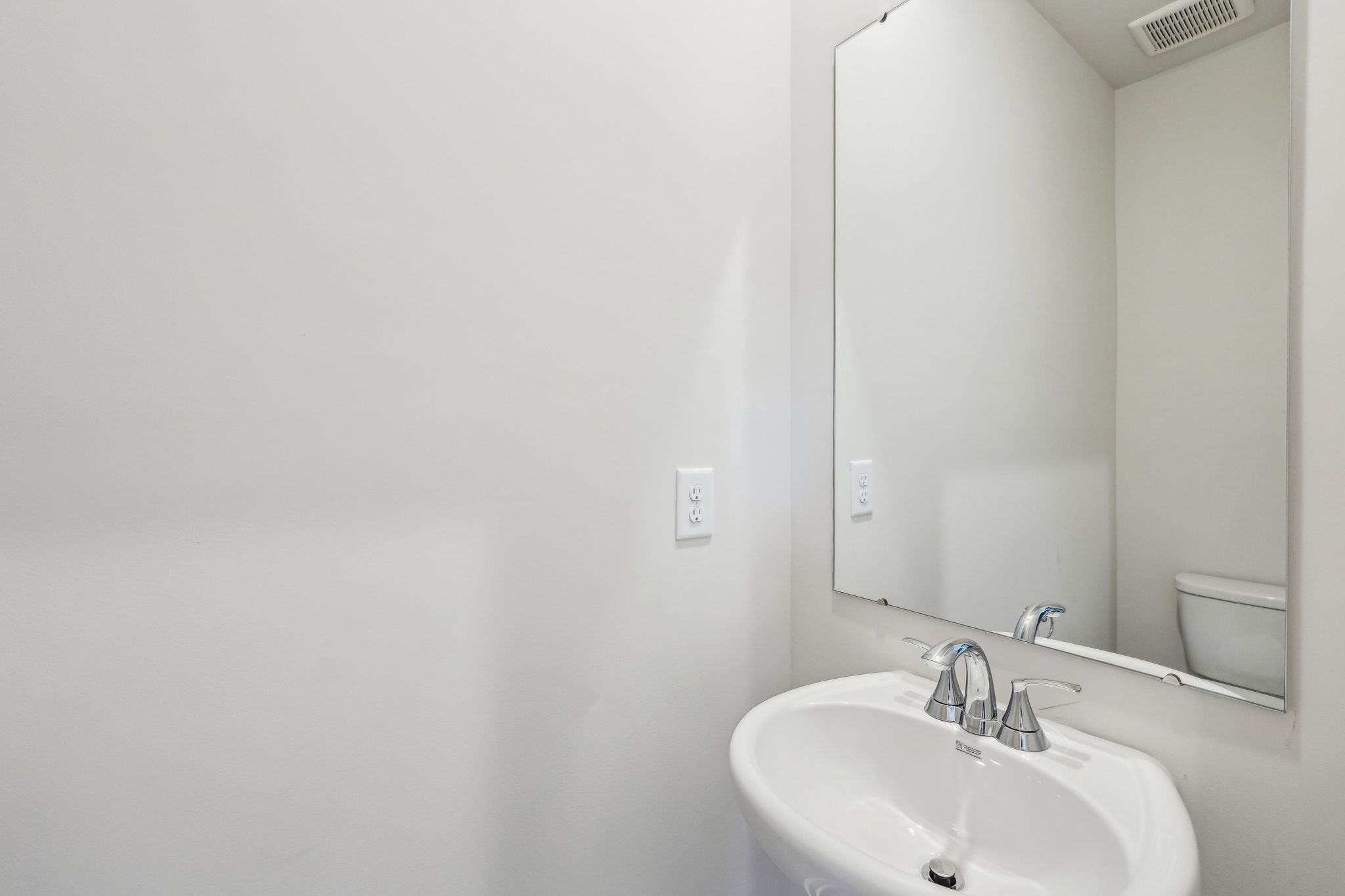 Charlotte - Monterey Park- 1466 31st St NE, Conover, NC 28613-019