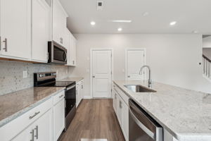 Charlotte - Monterey Park- 1466 31st St NE, Conover, NC 28613-015