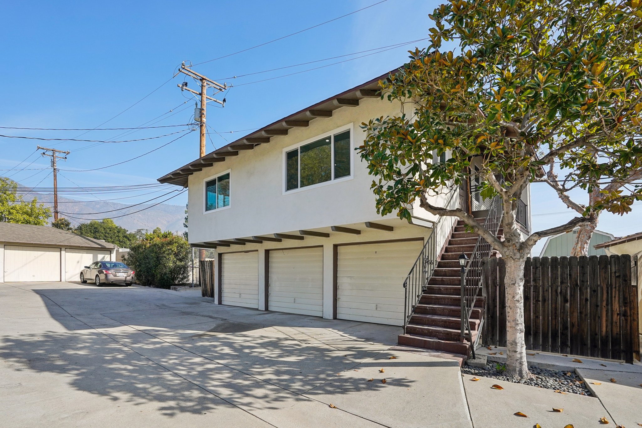 Allen Ave-S2112-002.jpg