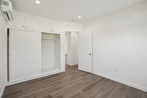 Allen Ave-S2112-011.jpg