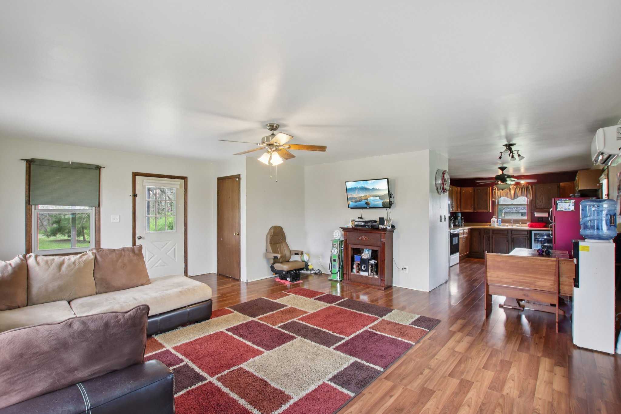 E Vandalia Rd-S0604-009.jpg