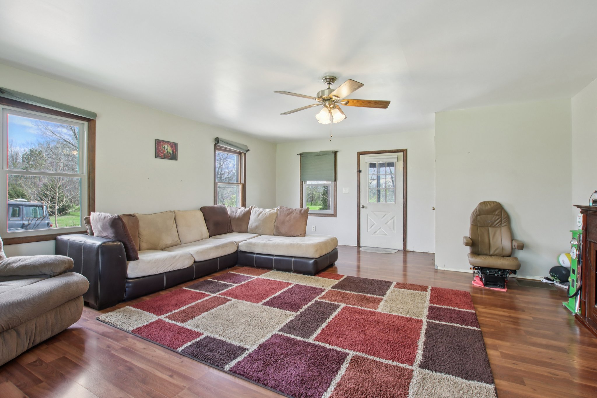 E Vandalia Rd-S0604-010.jpg