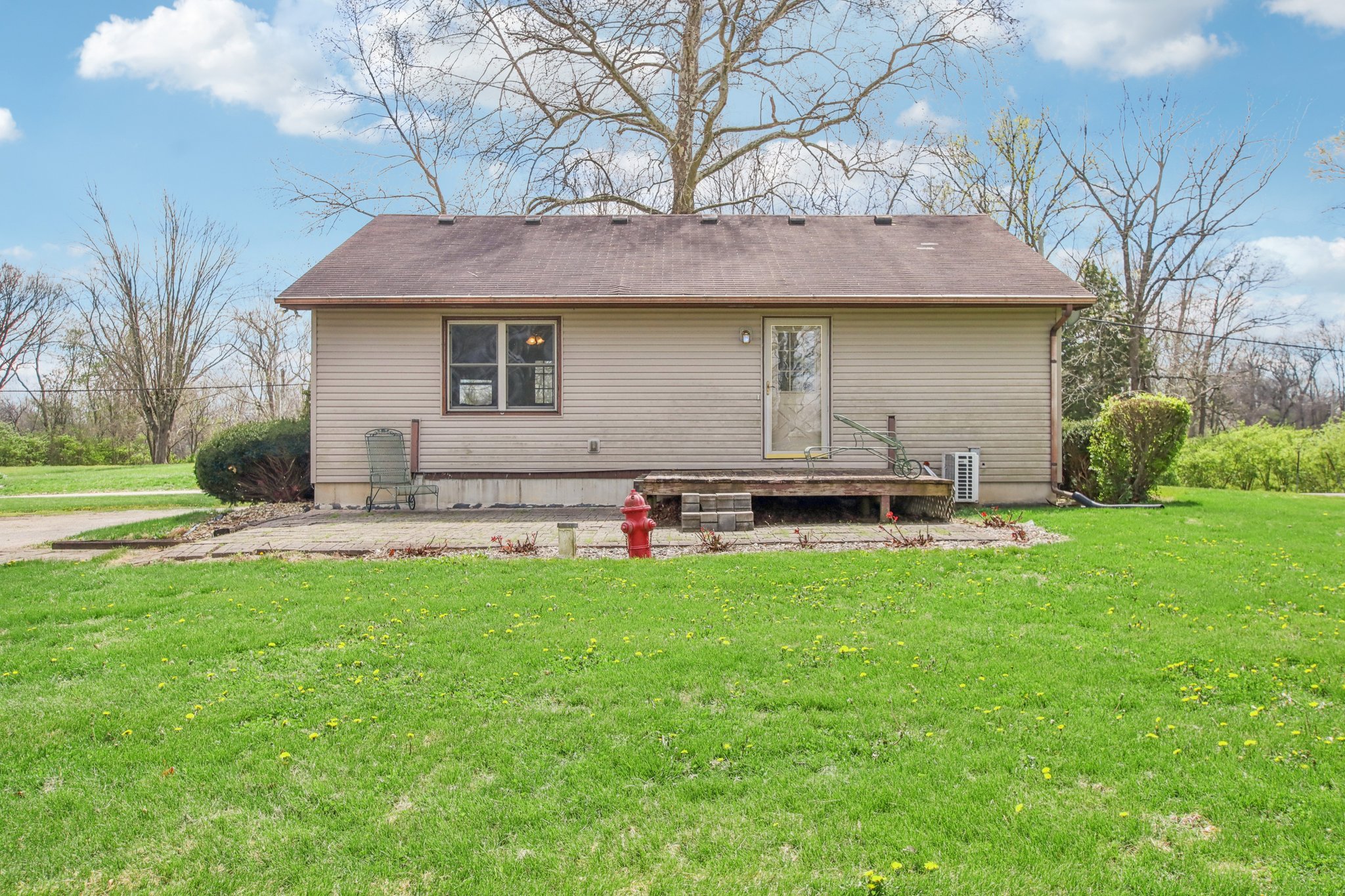 E Vandalia Rd-S0604-026.jpg