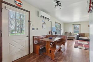 E Vandalia Rd-S0604-012.jpg