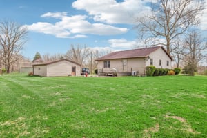 E Vandalia Rd-S0604-025.jpg