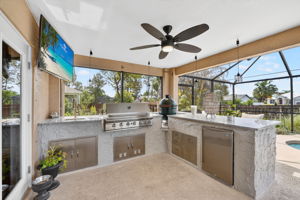 Outdoor Kitchen