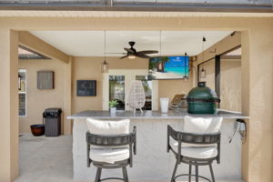 Outdoor Kitchen