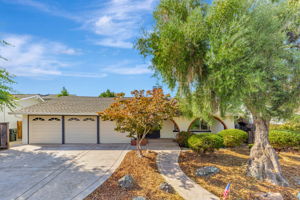 001_1467 Hudson Way