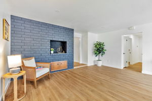 016_1467 Hudson Way