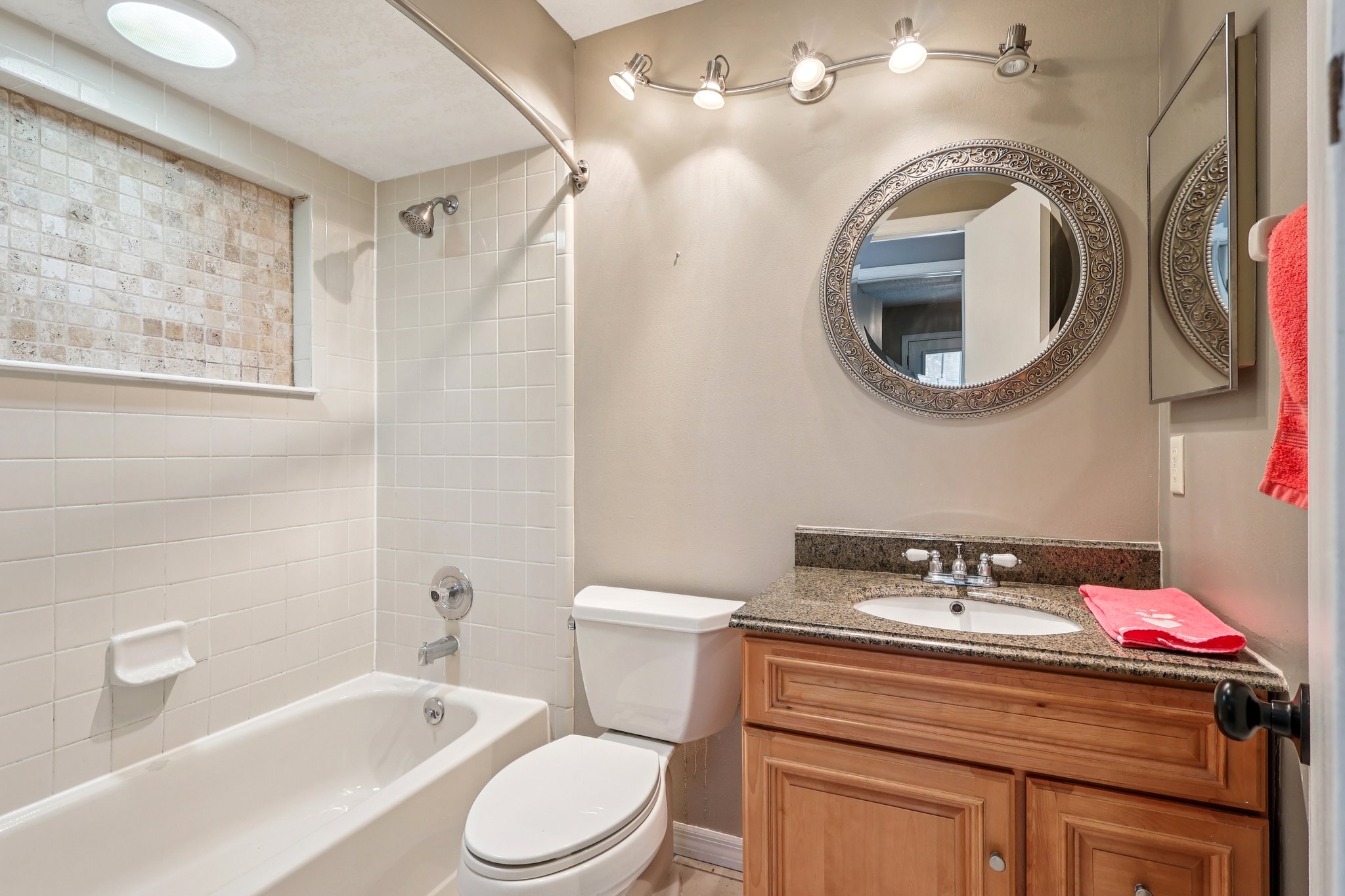 Auburn Green Loop-S2004-034.jpg