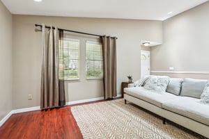 Auburn Green Loop-S2004-011.jpg